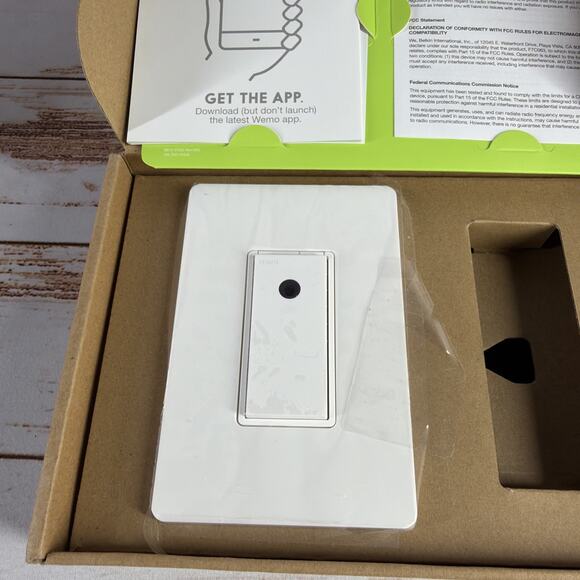 Wemo WiFi Light Switch Only - Picture 2 of 3